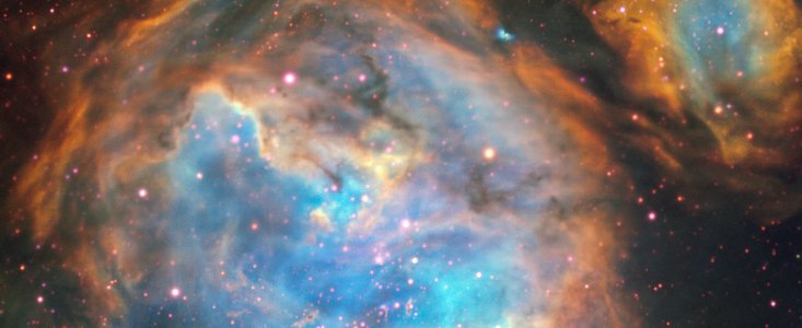 Bolle di stelle nuove fiammanti