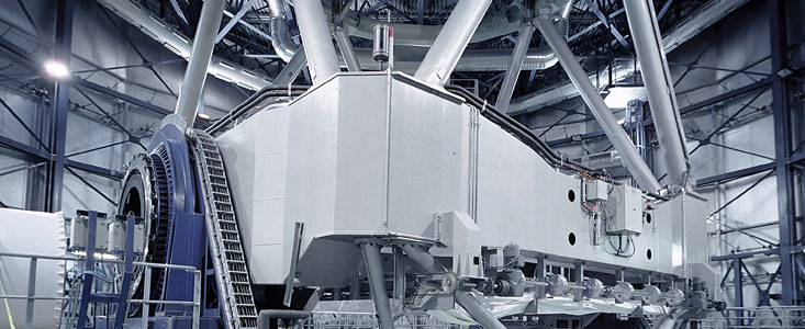 VLT Unit Telescope 1 in its enclosure